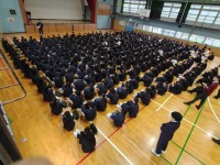 全校集会の様子