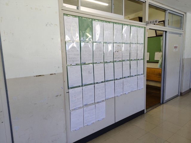 ２年生進路掲示