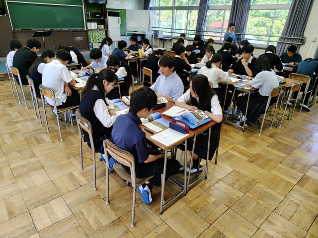 歌詞の意味を考える
