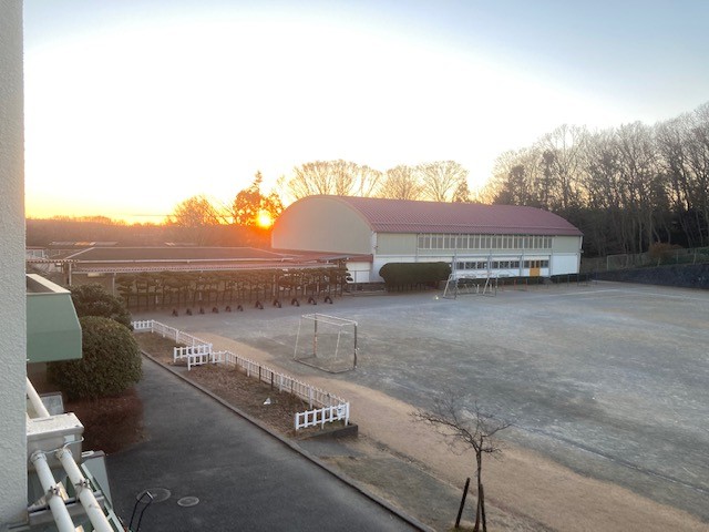 夕陽の緑が丘小