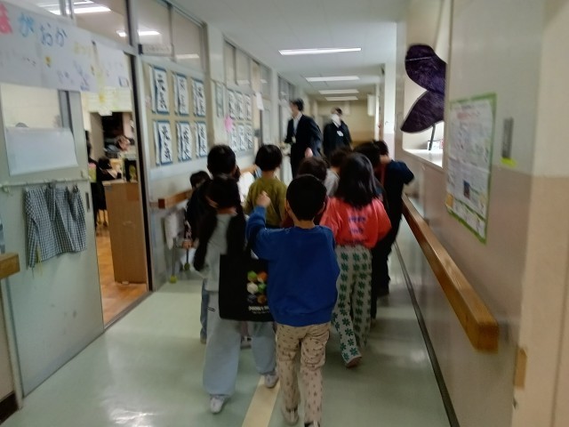 ひまヶ丘まつり（縁日）に並ぶ