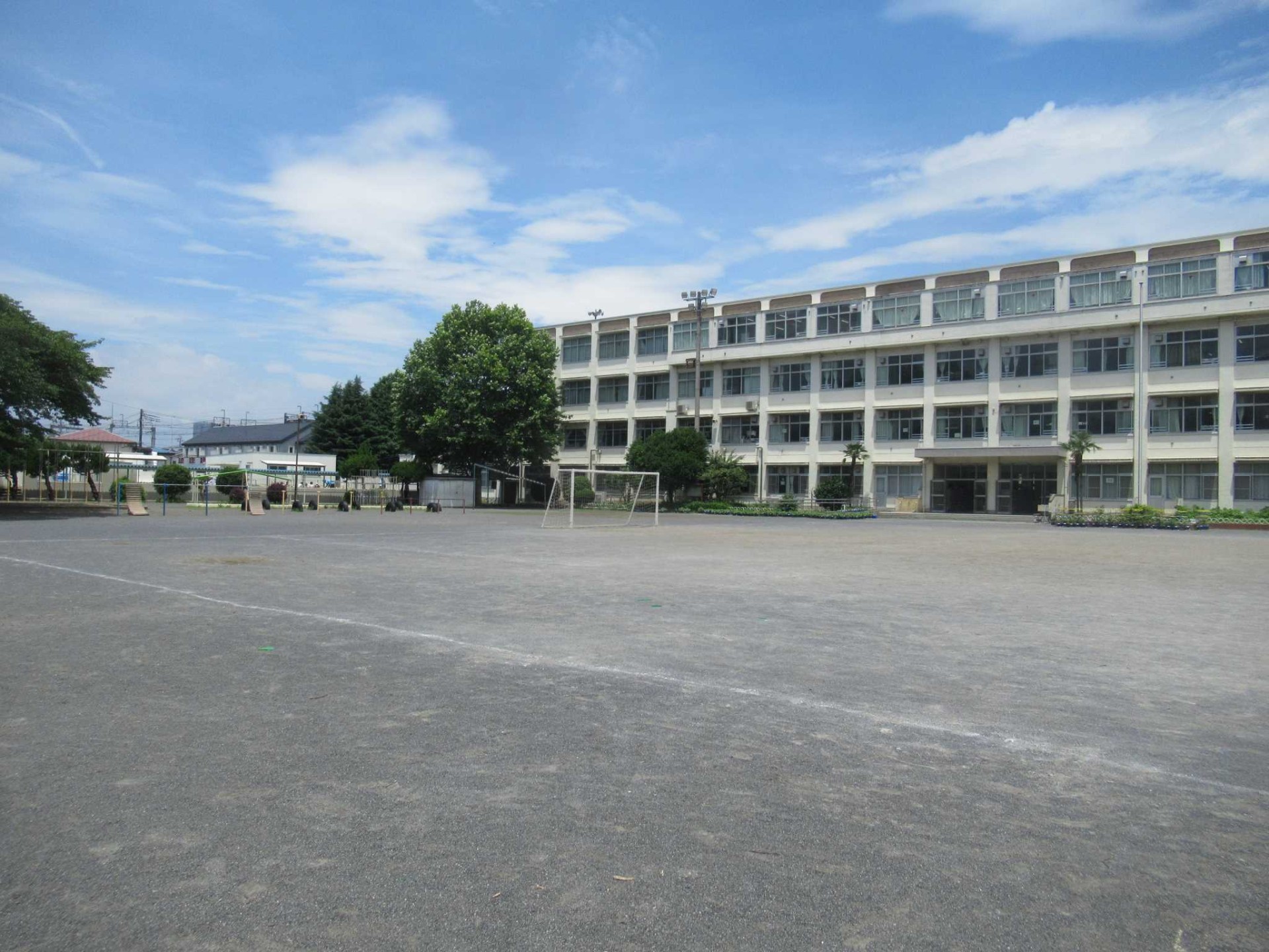 長沼小校舎２