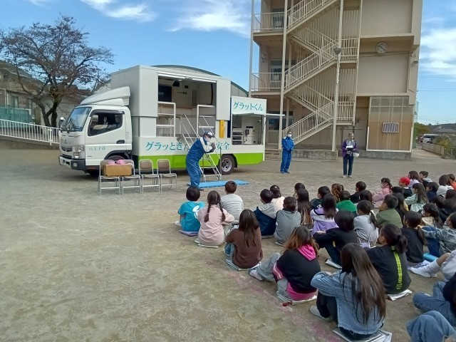 避難訓練（起震車）１