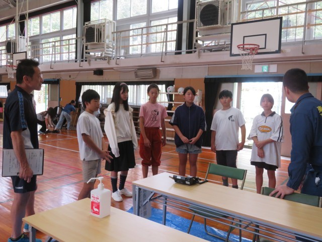 6年生　電話通報訓練