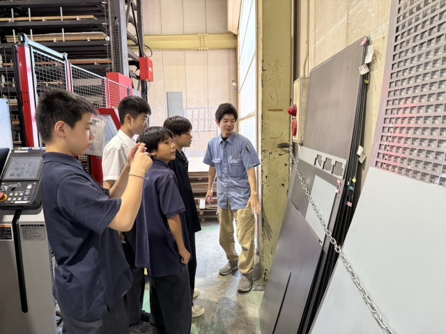 故郷を知りながら将来の進路を考える