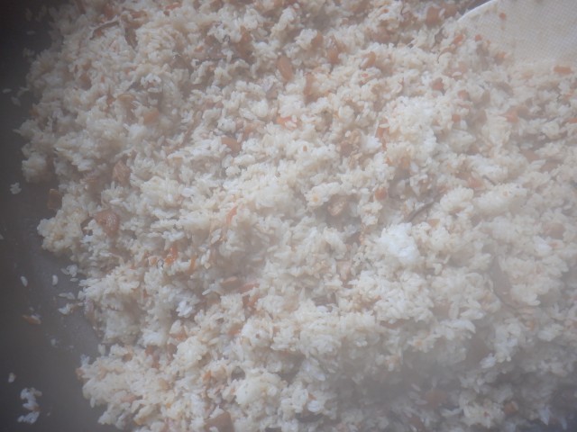ごはんと具材混ぜ合わせました。