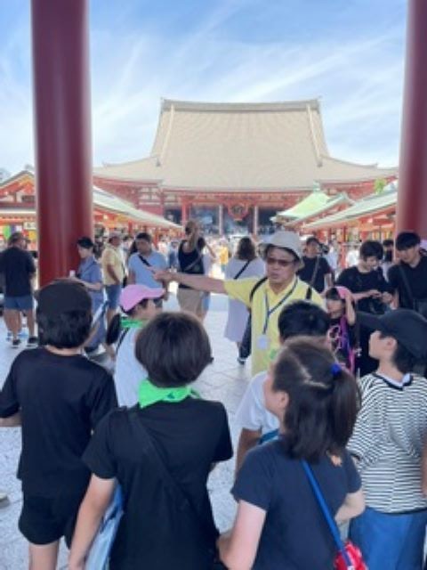 浅草寺にてグループ学習